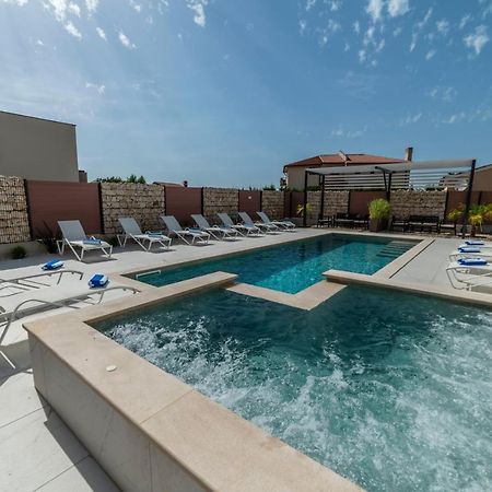 Pinna Residence - Datul Pula Zewnętrze zdjęcie